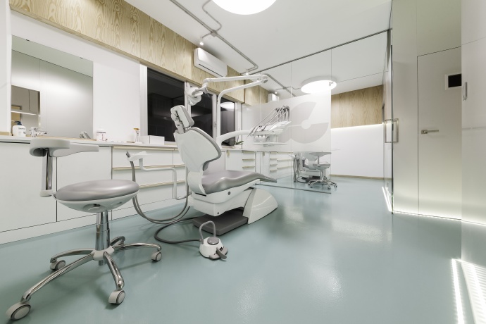 Dental clinic with Tromilux lighting