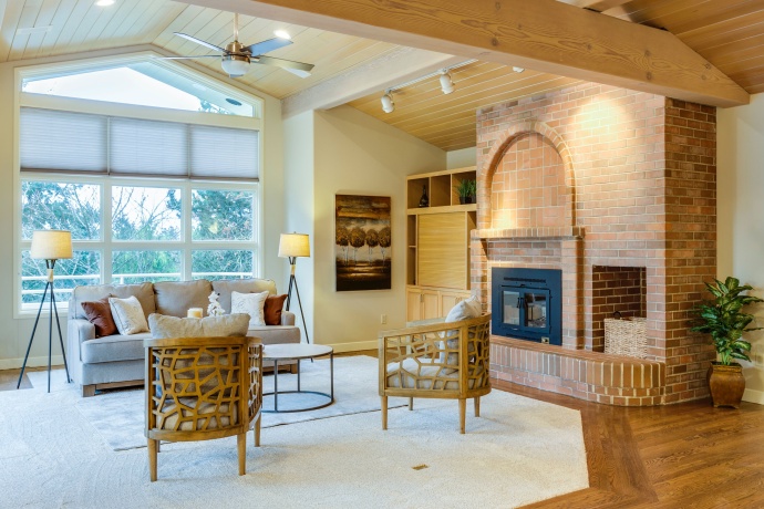 Living room with lighting and decoration